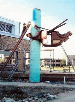 Bob "Daddy-O" Wade oil pipeline saxophone under construcion