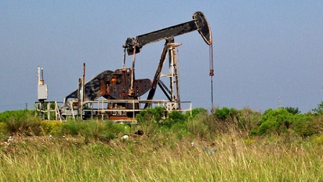 A Lufkin counter-balanced oil pump west of Beaumont, Texas.
